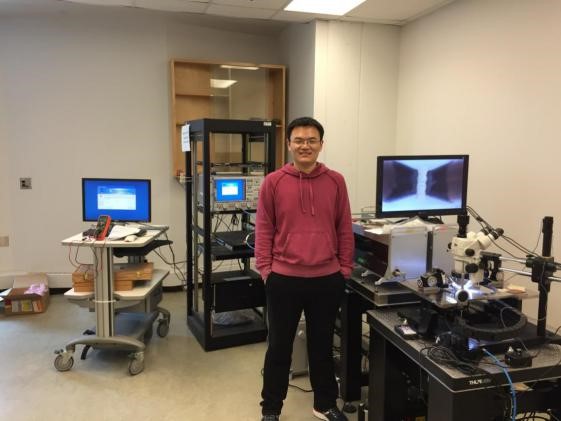 杜学坤 信息与软件工程学院.jpg 杜学坤 信息与软件工程学院.jpg